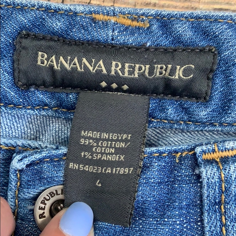 Banana Republic Denim Capris - Picture 6 of 6